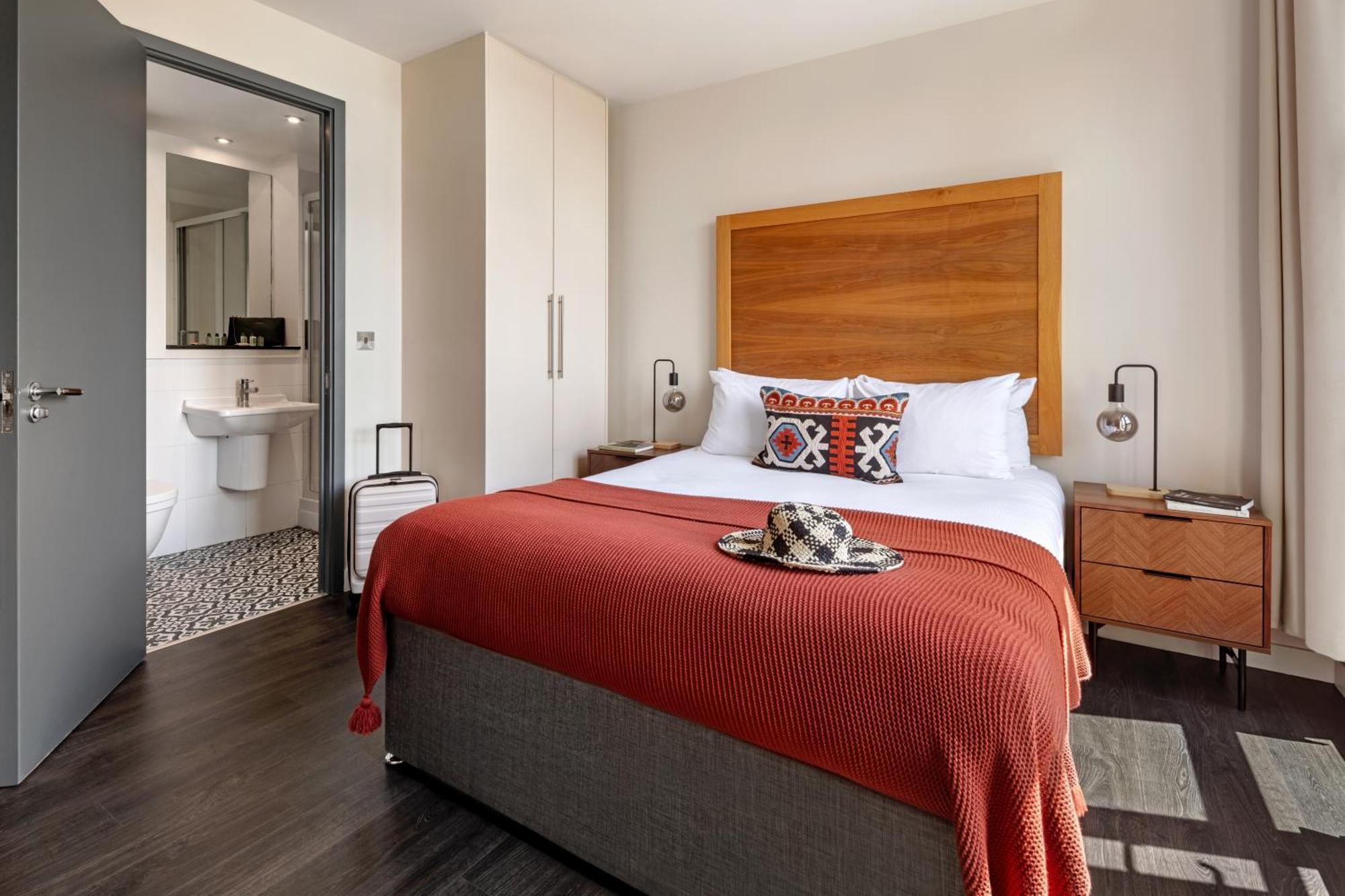 Marlin Canary Wharf Aparthotel 4*