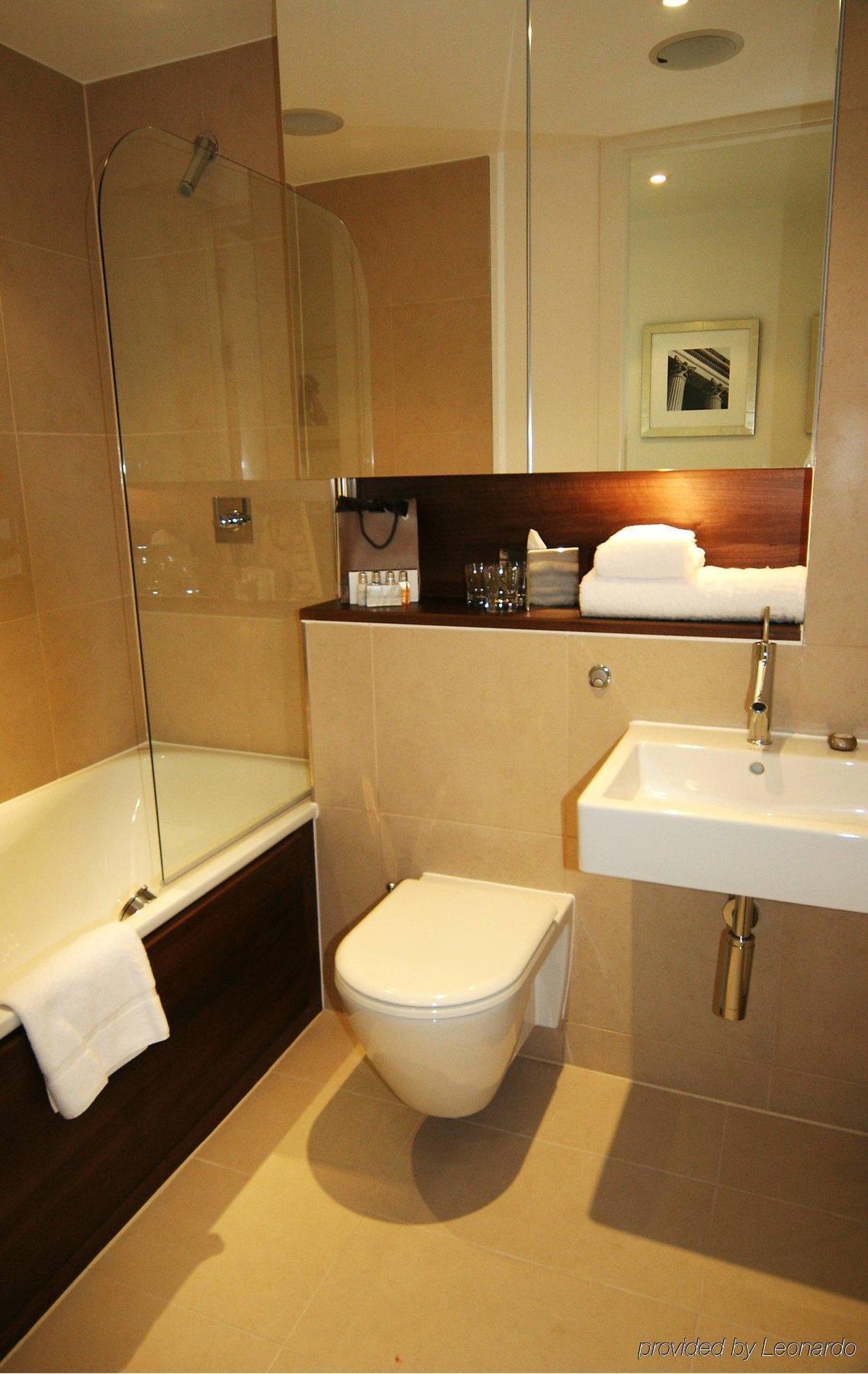 Marlin Canary Wharf Aparthotel 4*